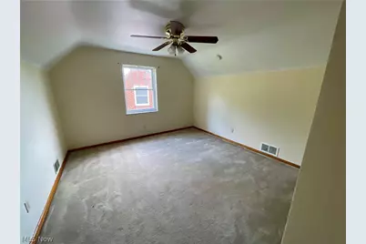 145 Circle Drive, Weirton, WV 26062 - Photo 18