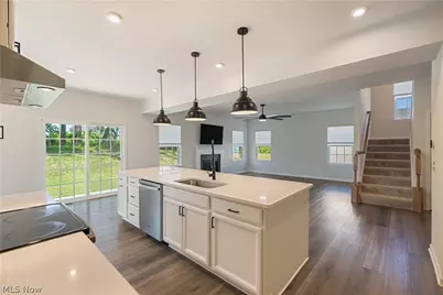 2293 Monaco Street NW, Uniontown, OH 44685 - Photo 8