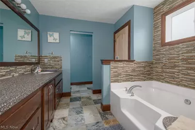 2392 Bowers Street NW, Uniontown, OH 44685 - Photo 30