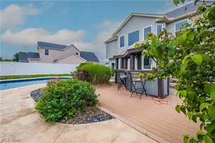 2392 Bowers St NW, Uniontown, OH 44685 - Photo 12