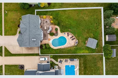 2392 Bowers Street NW, Uniontown, OH 44685 - Photo 40