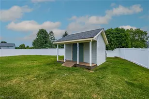 2392 Bowers St NW, Uniontown, OH 44685 - Photo 8