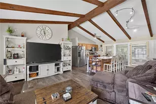 6221 Cedarwood Rd, Mentor, OH 44060 - Photo 6