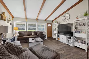 6221 Cedarwood Rd, Mentor, OH 44060 - Photo 4