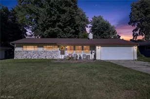 6221 Cedarwood Rd, Mentor, OH 44060 - Photo 2