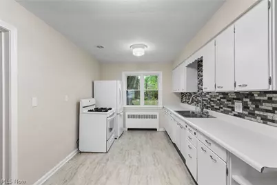 1720 Lincoln Way E, Massillon, OH 44646 - Photo 8