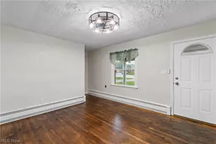 1720 Lincoln Way E, Massillon, OH 44646 - Photo 10