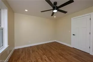 1545 Roanoke Ave, Uhrichsville, OH 44683 - Photo 18