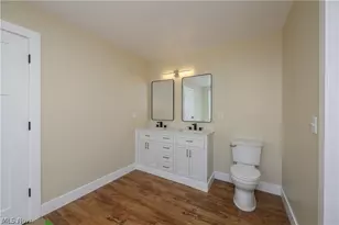 1545 Roanoke Ave, Uhrichsville, OH 44683 - Photo 12