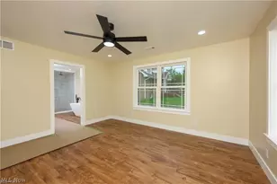 1545 Roanoke Ave, Uhrichsville, OH 44683 - Photo 10