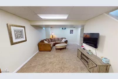 971 Fieldstone Drive, Kent, OH 44240 - Photo 8