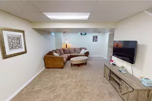 971 Fieldstone Dr, Kent, OH 44240 - Photo 8