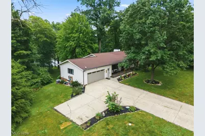 2391 Lyndon Drive, Uniontown, OH 44685 - Photo 40