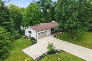 2391 Lyndon Dr, Uniontown, OH 44685 - Photo 40