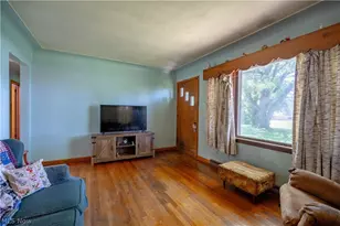 8753 S Duck Creek Rd, Berlin Center, OH 44401 - Photo 10