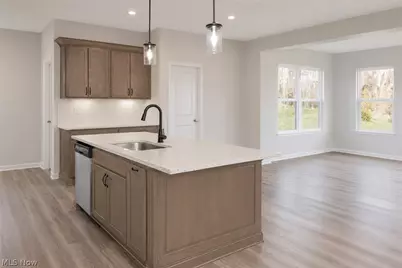 3663 Great Windsor Lane, Uniontown, OH 44685 - Photo 6