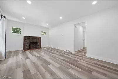 673 Harrison Avenue, Akron, OH 44314 - Photo 8