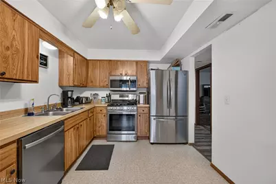 7060 Bristlewood Drive #3-D, Concord Twp, OH 44077 - Photo 6