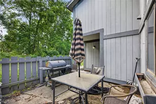 7060 Bristlewood Dr, Concord Twp, OH 44077 - Photo 14
