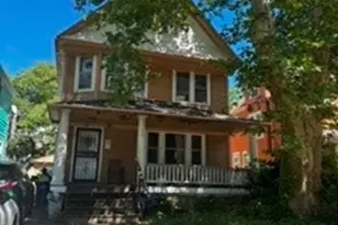 669 E 117th St, Loveland, OH 44108 - Photo 2