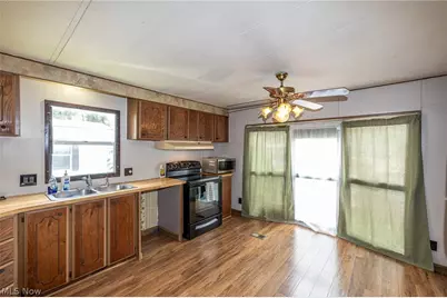 35157 Center Ridge Road, North Ridgeville, OH 44039 - Photo 14
