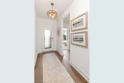 824 Colesbourne Circle, Green, OH 44685 - Photo 2