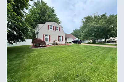 2819 Lynn Drive, Sandusky, OH 44870 - Photo 2