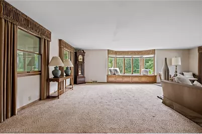 806 E Warner Road, Akron, OH 44319 - Photo 14