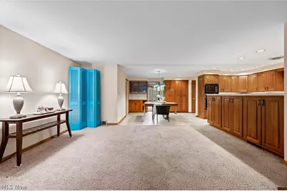 806 E Warner Road, Akron, OH 44319 - Photo 20