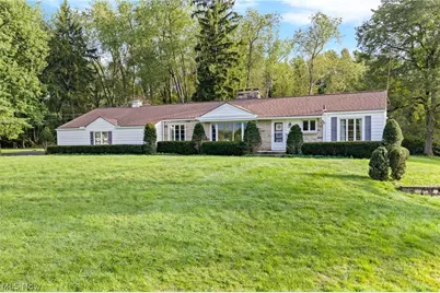 806 E Warner Road, Akron, OH 44319 - Photo 2