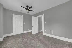 2221 E 97th St, Loveland, OH 44106 - Photo 16