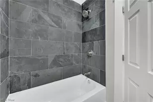 2221 E 97th St, Loveland, OH 44106 - Photo 18