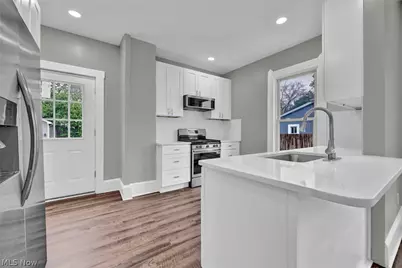 2221 E 97th Street, Loveland, OH 44106 - Photo 10