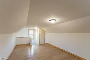 154 S Schenley Ave, Youngstown, OH 44509 - Photo 20