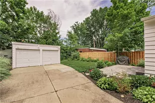 3718 Latimore Rd, Huber Heights, OH 44122 - Photo 40