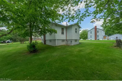 408 Newton Street, Tallmadge, OH 44278 - Photo 12