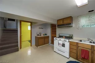 408 Newton St, Tallmadge, OH 44278 - Photo 26