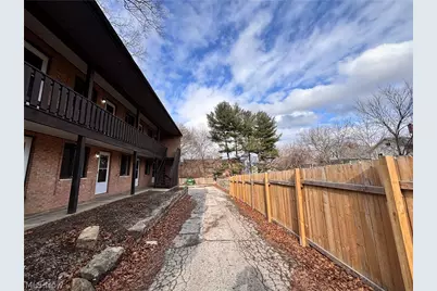 519 Crosby Street #5, Akron, OH 44302 - Photo 2