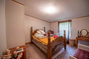 9805 Crooked Creek Rd SE, Uhrichsville, OH 44683 - Photo 24