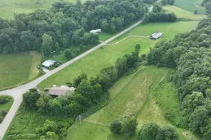 9805 Crooked Creek Rd SE, Uhrichsville, OH 44683 - Photo 6