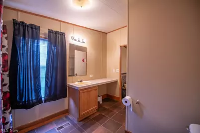9805 Crooked Creek Road SE, Uhrichsville, OH 44683 - Photo 22