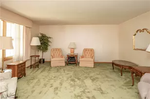 511 Bachtel St SE, North Canton, OH 44720 - Photo 8
