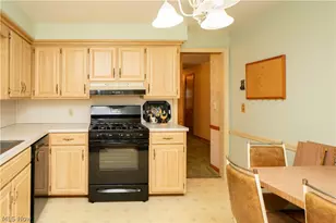 511 Bachtel St SE, North Canton, OH 44720 - Photo 12