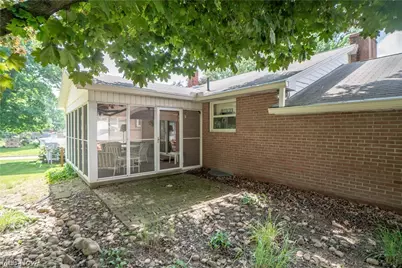511 Bachtel Street SE, North Canton, OH 44720 - Photo 32