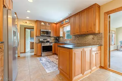 8640 Candleberry Street NW, Massillon, OH 44646 - Photo 10