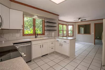 6104 Shipslanding Avenue NW, Canton, OH 44718 - Photo 12