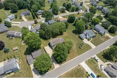 6104 Shipslanding Avenue NW, Canton, OH 44718 - Photo 2