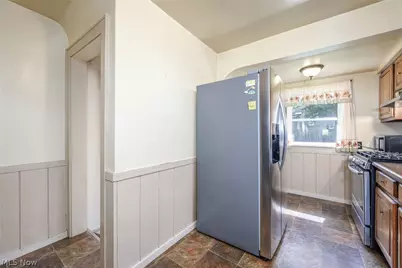 1407 Herberich Avenue, Akron, OH 44301 - Photo 14