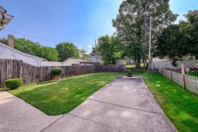 1407 Herberich Avenue, Akron, OH 44301 - Photo 26