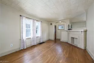1407 Herberich Ave, Akron, OH 44301 - Photo 8